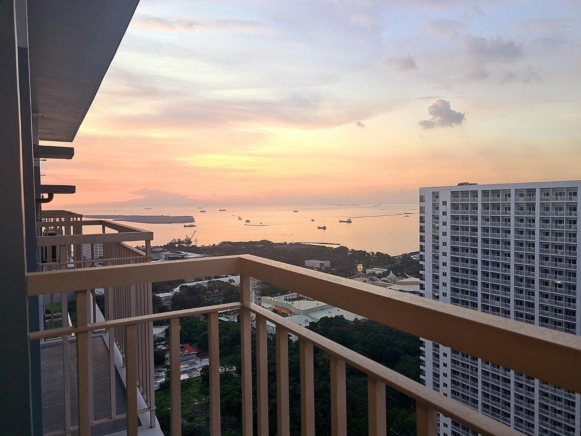 Cozy Penthouse 2Br Suite W Balcony - Amazing Manila Bay View And City Skyline Near Moa Pasay Eksteriør bilde